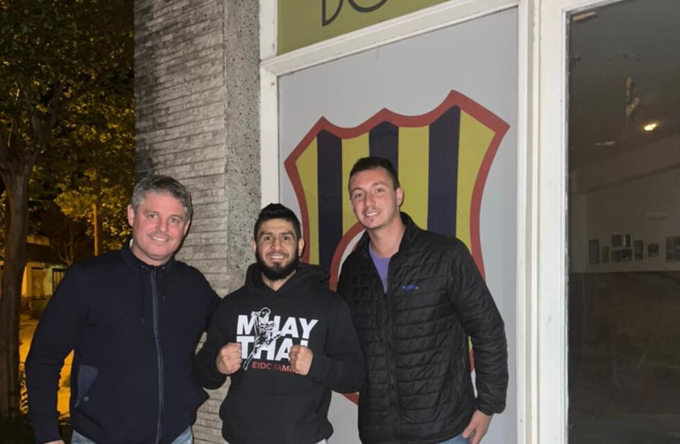 Pérez: Juan Díaz fue despedido en las redes y emprende su viaje al Mundial de Egipto