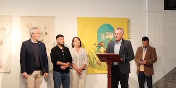 El administrador del Ingenio Ledesma, Federico Gatti, agradeció a los miembros del jurado -Marta Penhos, Laura Casanovas y Enrique Salvatierra- su relevante labor y reafirmó el compromiso de la compañía con el desarrollo y la difusión del arte en la región.