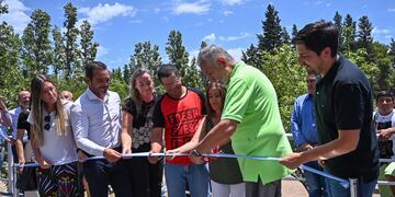 Inauguración de la primera Escuela de Educación Profesional para Adultos del país, en San Luis
