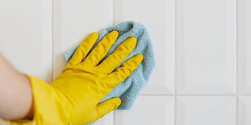 Cómo limpiar los azulejos para que queden relucientes.