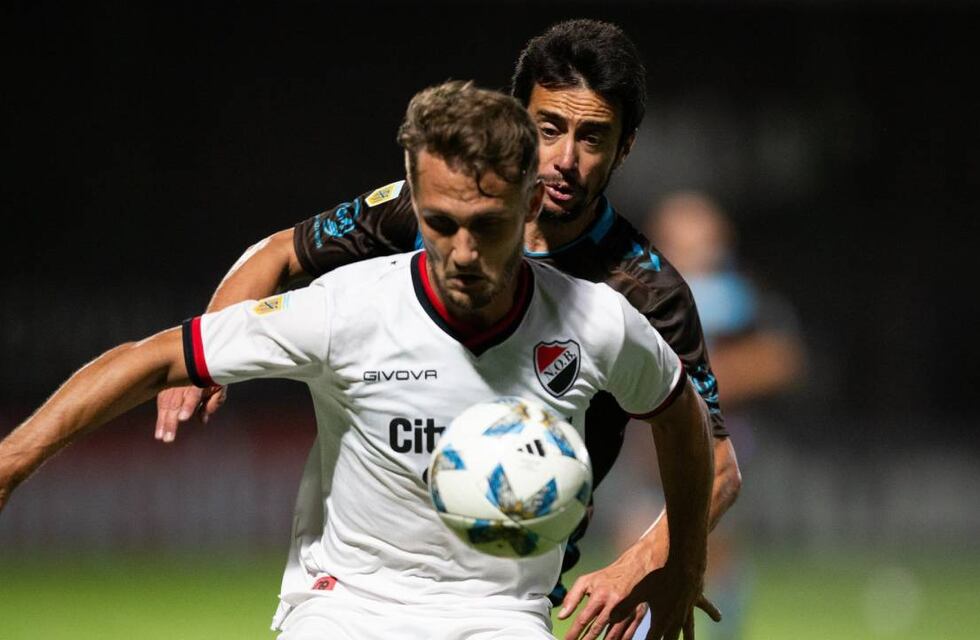 Newell’s empató con Platense y dejó pasar otra chance para pelear en las dos tablas