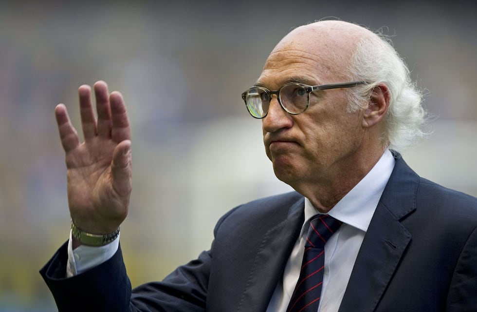 Carlos Bianchi saludó a Lionel Messi y le dio la bienvenida al PSG