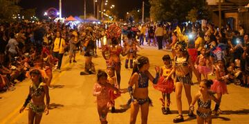 Precarnavales en Rafaela