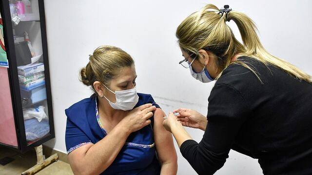 Sputnik V: comenzó la aplicación de la segunda dosis en Santiago del Estero