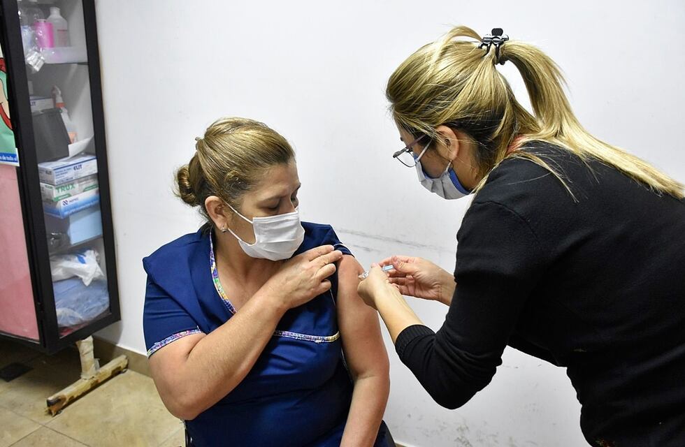 Sputnik V: comenzó la aplicación de la segunda dosis en Santiago del Estero