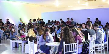 ExpoCarreras, siempre convocante, muestra la enorme oferta educativa en las universidades rafaelinas