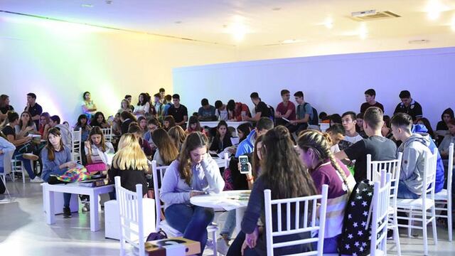 ExpoCarreras, siempre convocante, muestra la enorme oferta educativa en las universidades rafaelinas