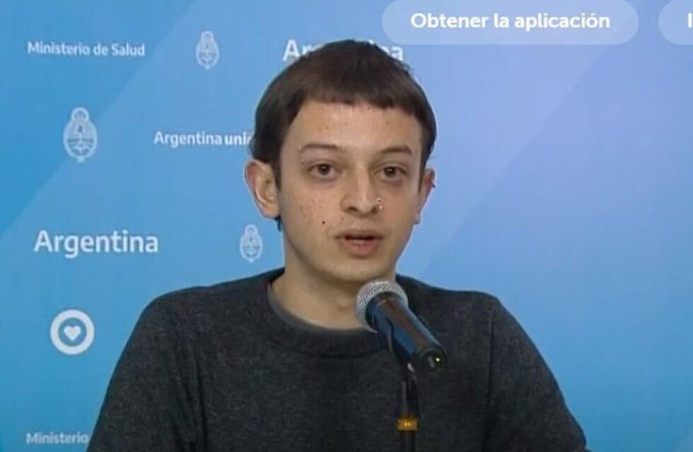 Se viralizaron tuits discriminatorios de Lucas Grimson, el empleado público que dijo “les pibis”