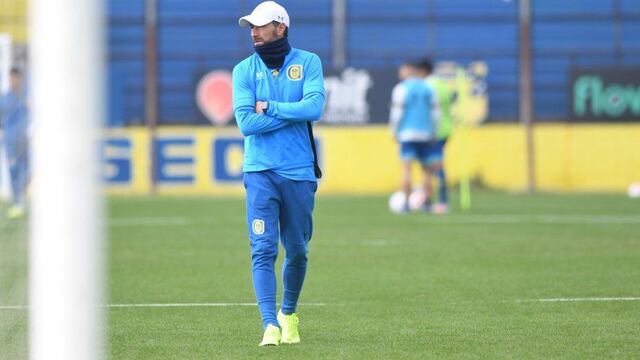 El DT de Rosario Central, Cristian "Kily" González, deberá reorganizar el equipo para enfrentar a Talleres (@RosarioCentral)