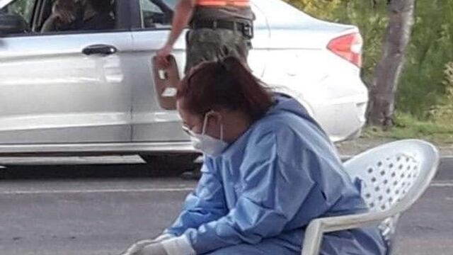 Trabaja en el hospital San Roque de Esquina, y como todo el personal de Salud está cansada por eso piden que la sociedad se cuide.