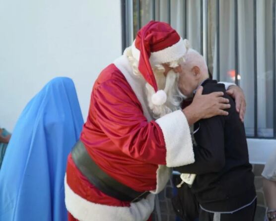La última ruta de Remo, el “Papá Noel” riocuartense: 25 años de amor al prójimo (Andrés Oviedo/Puntal).