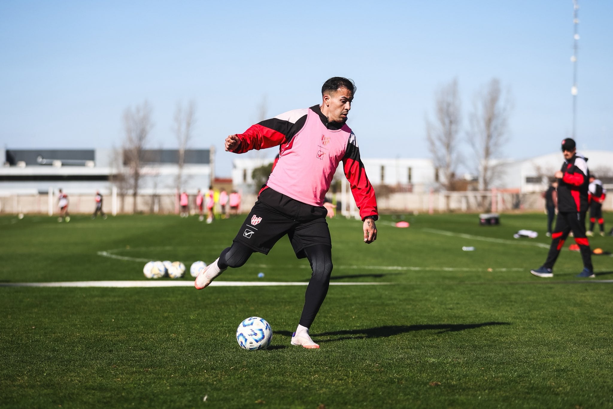 Facundo Suárez trabaja para volver en Instituto. (Prensa IACC).