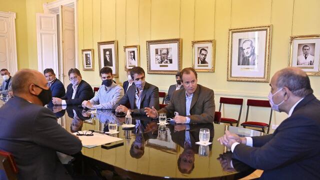 Se firmó un paquete de obras para Entre Ríos.