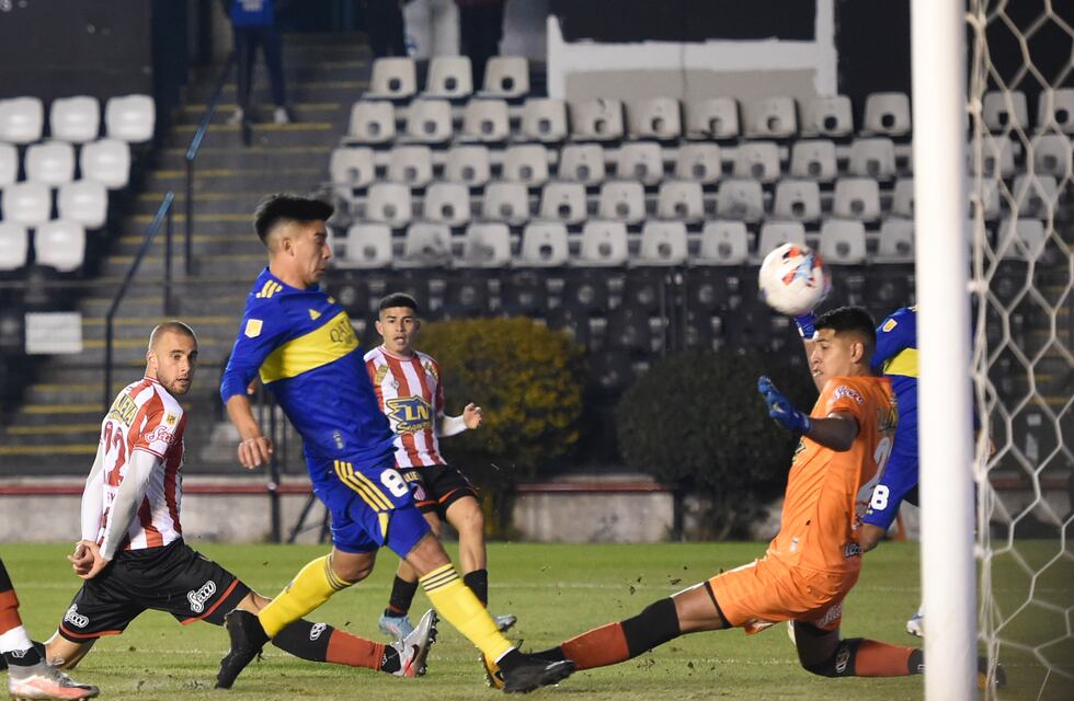 Los goles del triunfo de Boca por 3 a 1 sobre Barracas Central