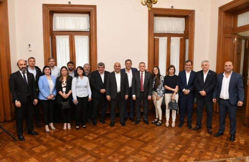 Junto a referentes del oeste tucumano, Jaldo y Manzur analizaron el plan de obras