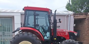 El nuevo tractor de Humberto Primo
