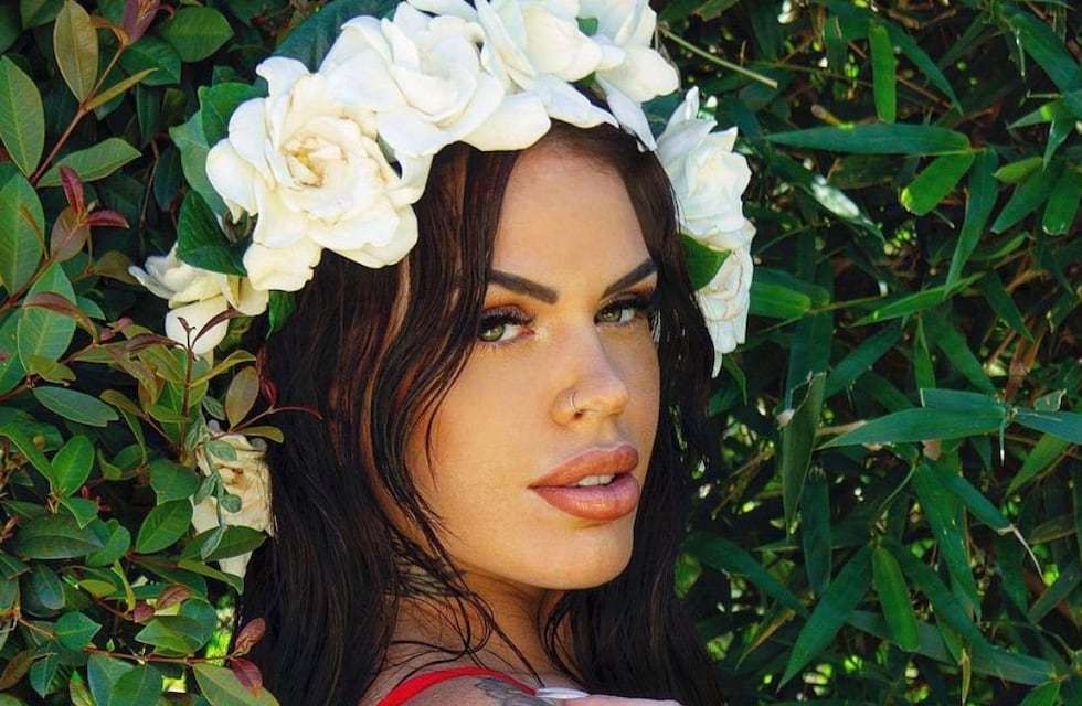 Así son las jugadas fotos que comparte Sofía Clerici, la nueva novia de Martín Insaurralde, en Instagram