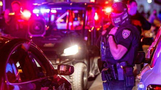 Un delincuente fue abatido por un efectivo de la Policía de la Ciudad en el barrio porteño de Saavedra.