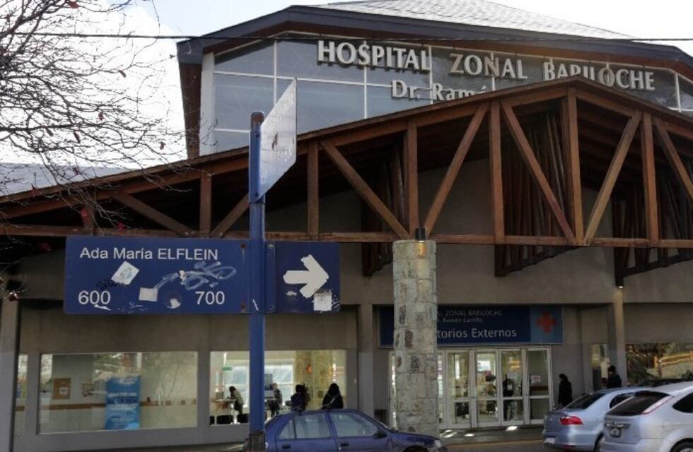 Mientras estaba de vacaciones, Mateo fue diagnosticado con un trastorno y necesita un avión sanitario de urgencia