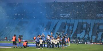 El partido entre Belgrano y Talleres atraviesa horas claves.