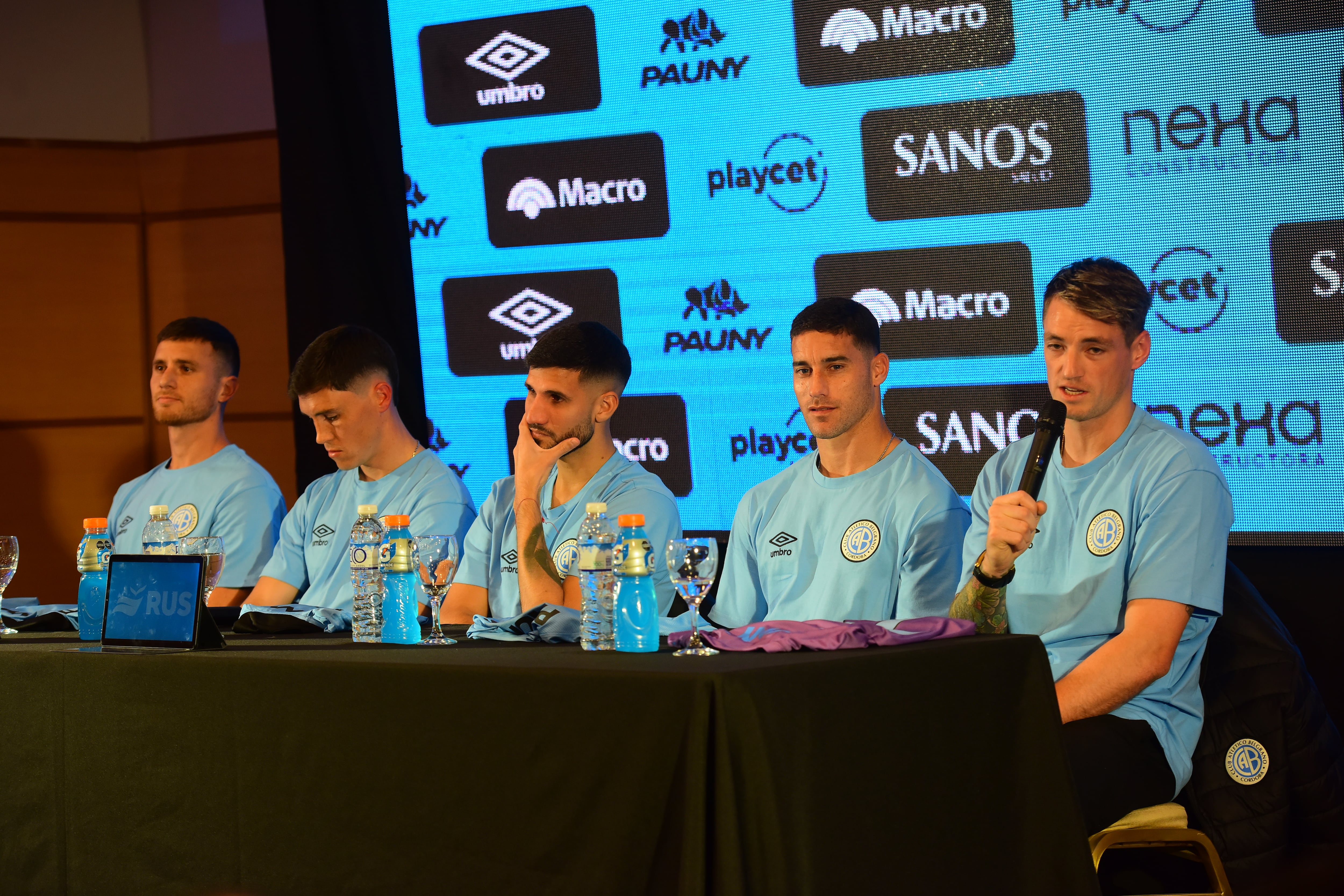 Los primeros cinco refuerzos de Belgrano: Adrián Sporle, Federico Ricca, Lisandro López, Leonardo Morales y Thiago Cardozo.