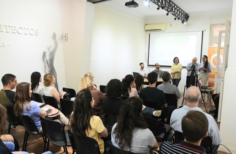 Gran convocatoria en la capacitación de etiquetado de viviendas