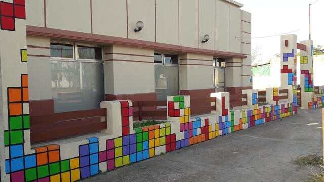 Intervención artística en el exClub Policial, ahora Centro de Día Oeste