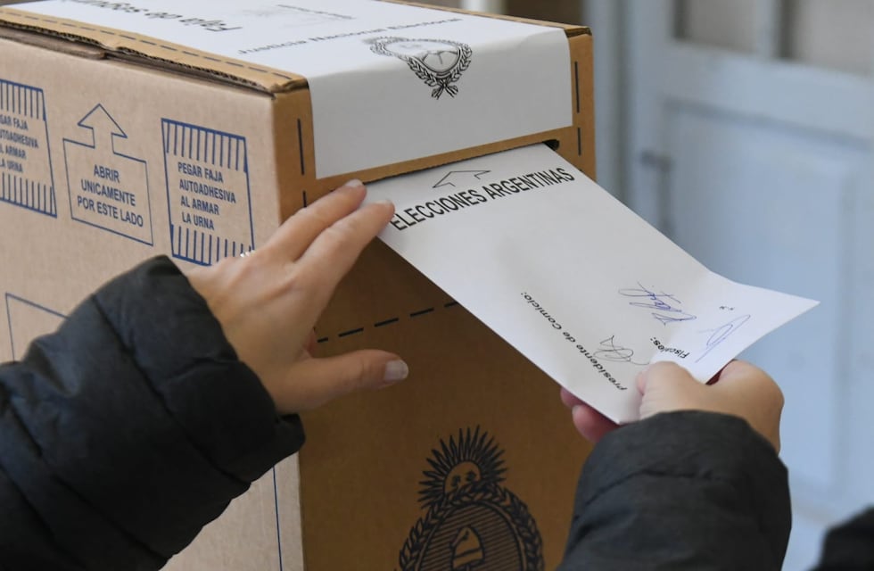 Elecciones 2023 en Catamarca: denuncian que faltan voletas de La Libertad Avanza en toda la provincia