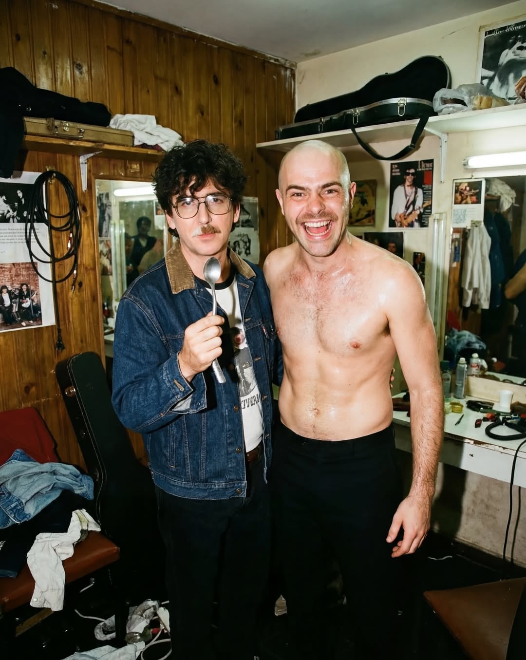 Peter Lanzani en la piel de Luca Prodan.