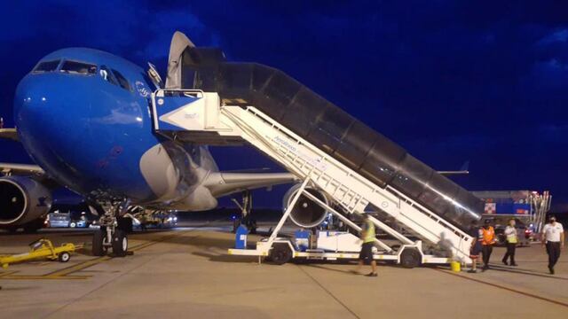 Partió un nuevo vuelo de Aerolíneas Argentinas en busca de más vacunas Sputnik V. (Télam)