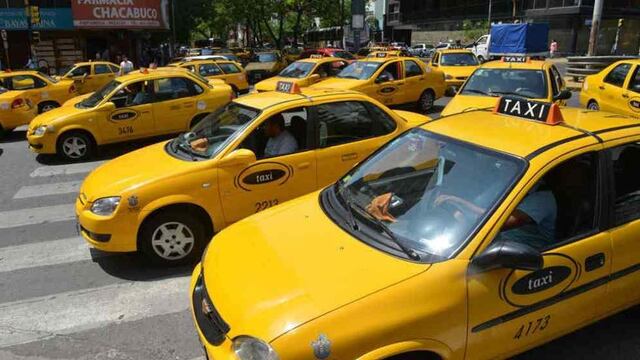 CÓRDOBA. Taxistas piden incrementar tarifas en un 30% (La Voz/Archivo).