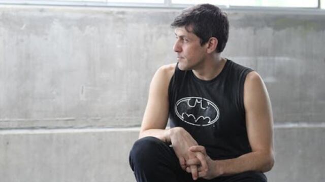 El bailarín Luis Biasotto falleció a los 49 años de Covid-19. (Clarín)