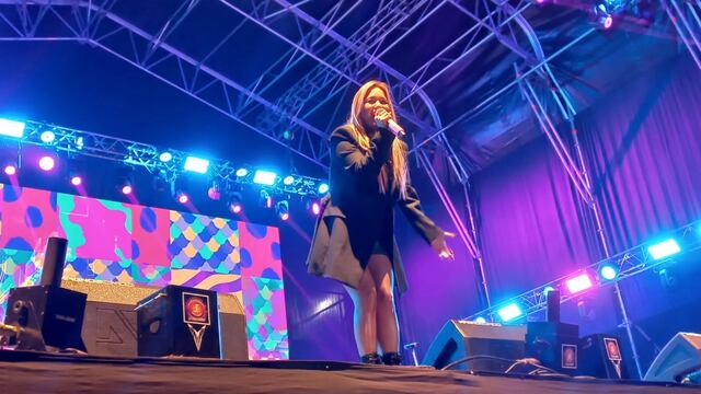 Karina hizo vibrar a su público y fue declarada ciudadana ilustre de Apóstoles en la 45° Fiesta Nacional e Internacional de la Yerba Mate