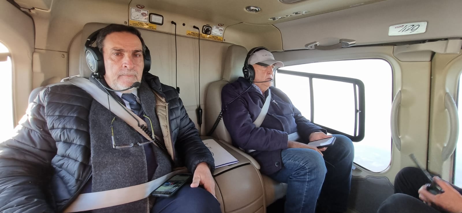 El mandatario recorrió las 150 hectáreas afectadas y destacó la tarea de Defensa Civil, bomberos y la Policía.
