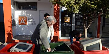En Alvear lanzaron una campaña para retirar de las casas chatarra tecnológica. Foto Municipalidad General Alvear.