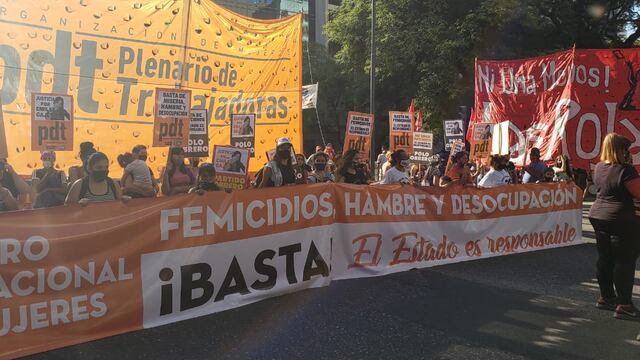 Cientos de mujeres comienzan a movilizarse en Córdoba exigiendo una reforma judicial feminista
