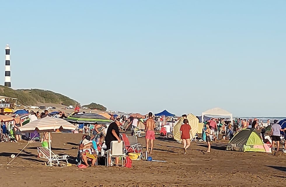 Claromecó: Vamos a limpiar la playa