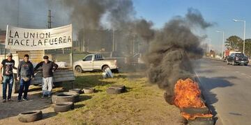 Protesta de apicultores de Concordia.