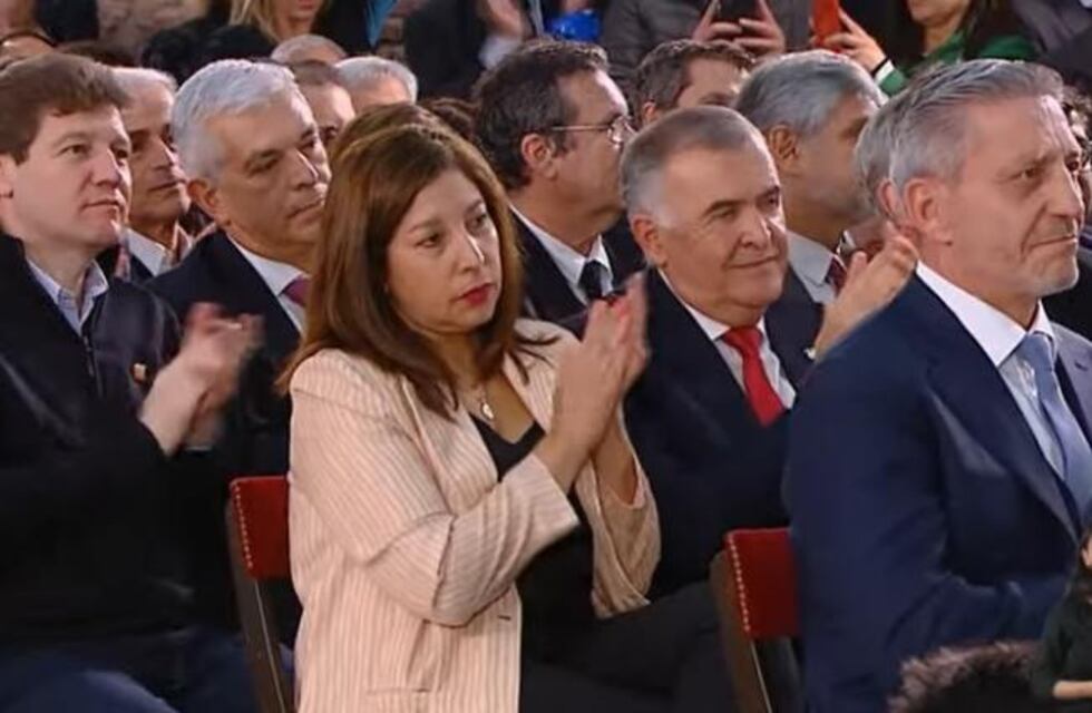 El gobernador Osvaldo Jaldo estuvo presente en la asunción de Massa como ministro de Economía