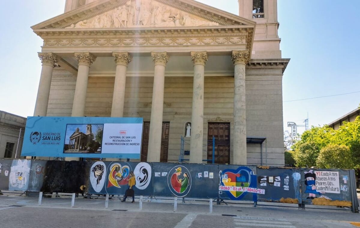 Refacciones en la Catedral de San Luis