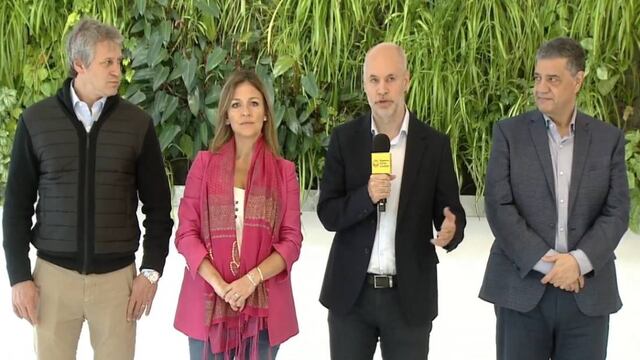 El jefe de Gobierno porteño brindó una conferencia de prensa junto a la ministra de Educación, Soledad Acuña; al jefe de Gabinete, Felipe Miguel; y al ministro de Gobierno, Jorge Macri. Foto: Corresponsalía.