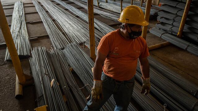 Casi no venden hierro en San Juan y hay temor en el sector de la construcción. Imagen de archivo.