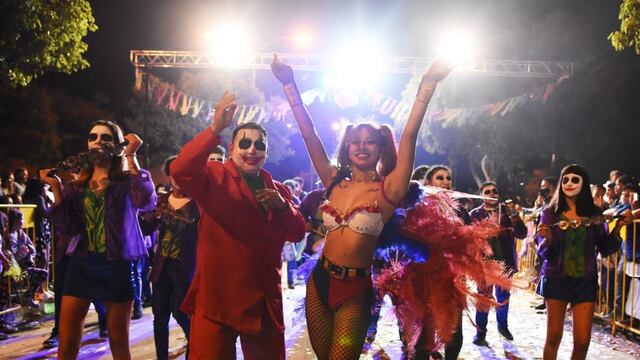 Todo el color de los Carnavales Rafaelinos