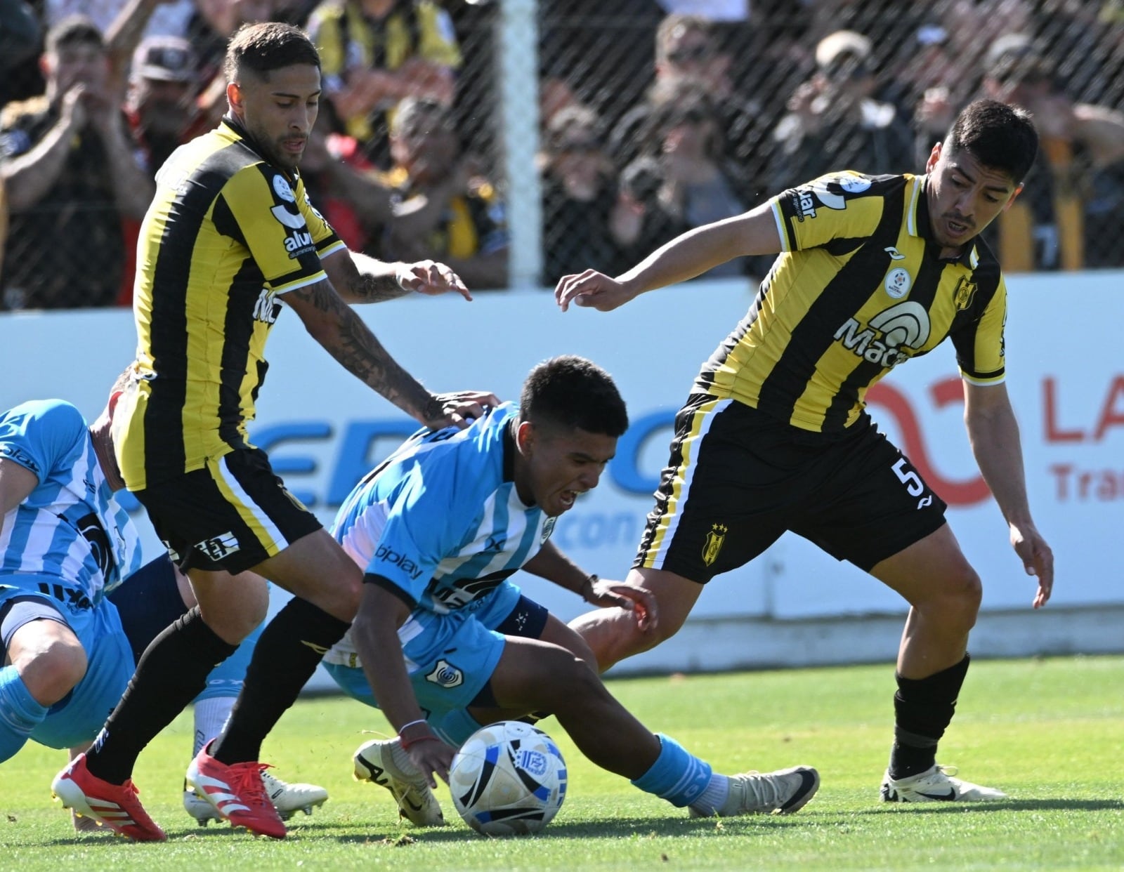 Se acabó la ilusión, allá en la Patagonia: Gimnasia y Esgrima de Jujuy cayó por la mínima diferencia contra Deportivo Madryn y con un 4 a 0 global en contra se quedó fuera del Reducido.