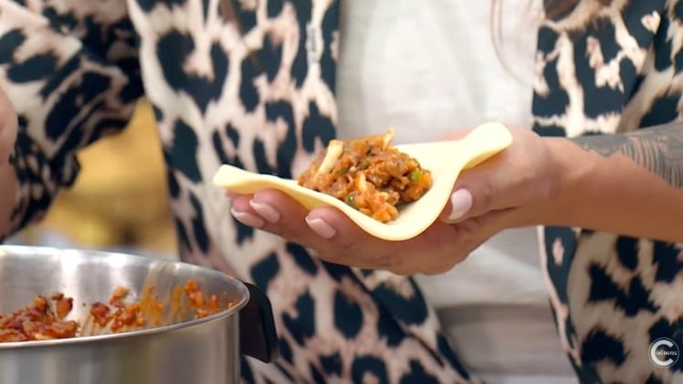 Cómo hacer las mejores empanadas de carne: la receta infalible de Gladys Olazar, de Cocineros Argentinos