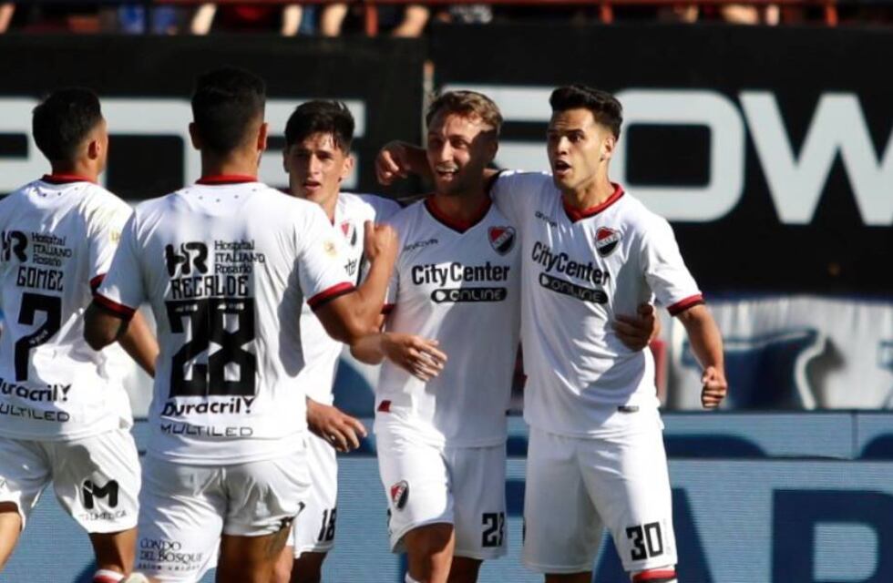 Cristian Ferreira metió el primer doblete de su carrera y Newell’s revivió a pleno