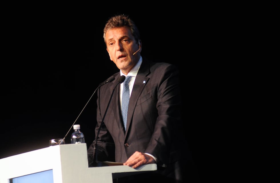 El “Blue” saltó con fuerza y pasó los $552, mientras se espera el acuerdo con el FMI