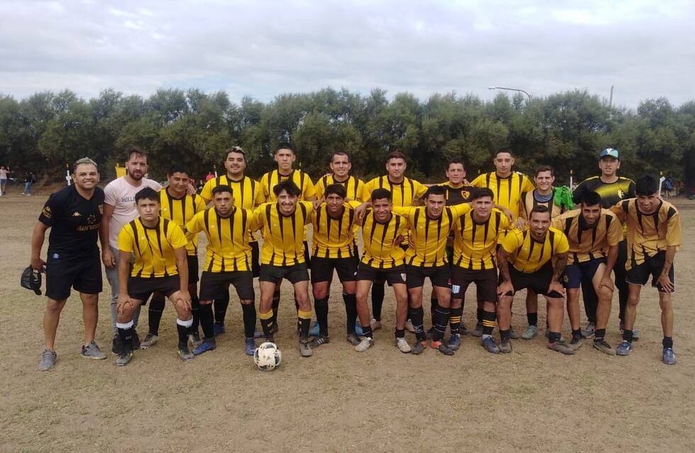 La Liga Rosaleña de fútbol puso primera