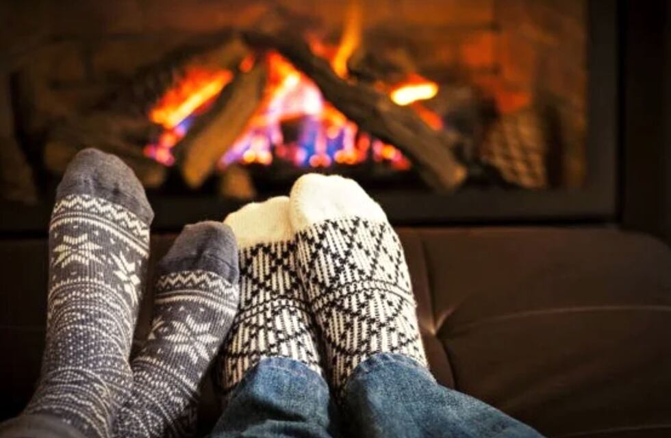 Ni medias térmicas ni de lana: el truco japonés para no tener frío en los pies durante este invierno 2025