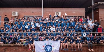 Se realizó una jornada de futbol para niños de  Puerto Iguazú con los jugadores del Inter de Milan.